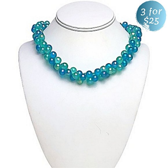 Vintage Jewelry - 3/$25 Vintage Iridescent Pearl Princess Necklace